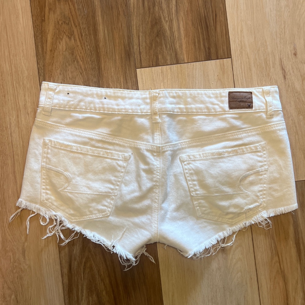 AE shorts - Picture 2 of 5